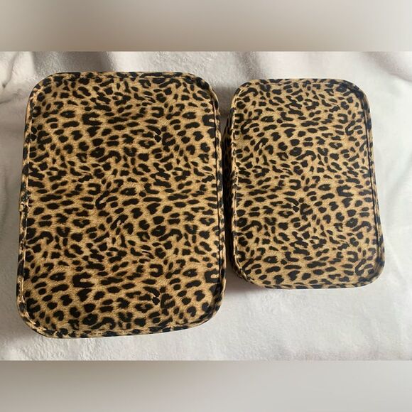 PINK VS CHEETAH STORAGE BINS SETS OF 2 - Picture 9 of 10